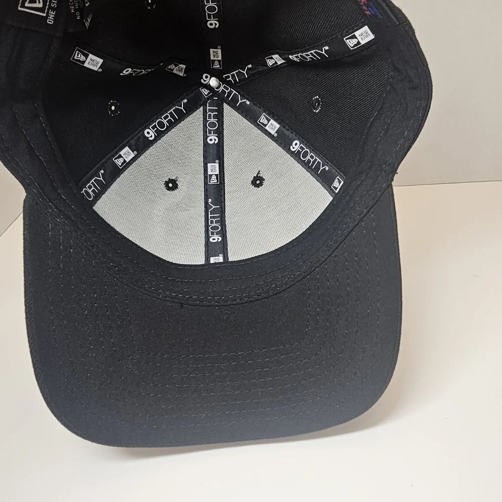 New‎ Era Snapback Miami Marlins Cap: Black with Blue Logo, Adjustable Fit